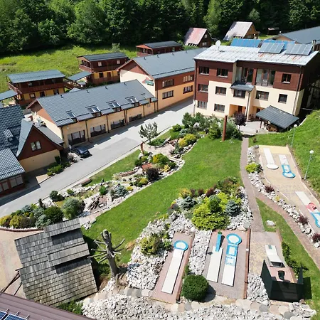 Park Hotel *